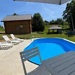Vakantiehuis Vikendica Brvnara Marcetic *