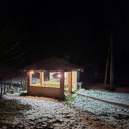 Vikendica Brvnara Marcetic